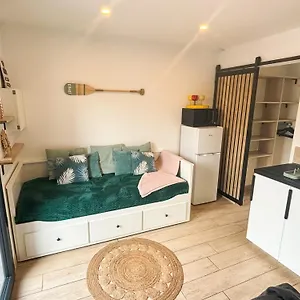 F2/4 Pers Plage-commerces A Pieds-parking Prive Appartement